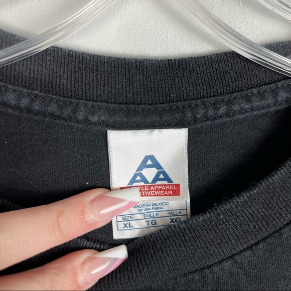 Vintage 2004 Black AC/DC Lightening Strike Logo Crewneck T-Shirt - Picture 3 of 5